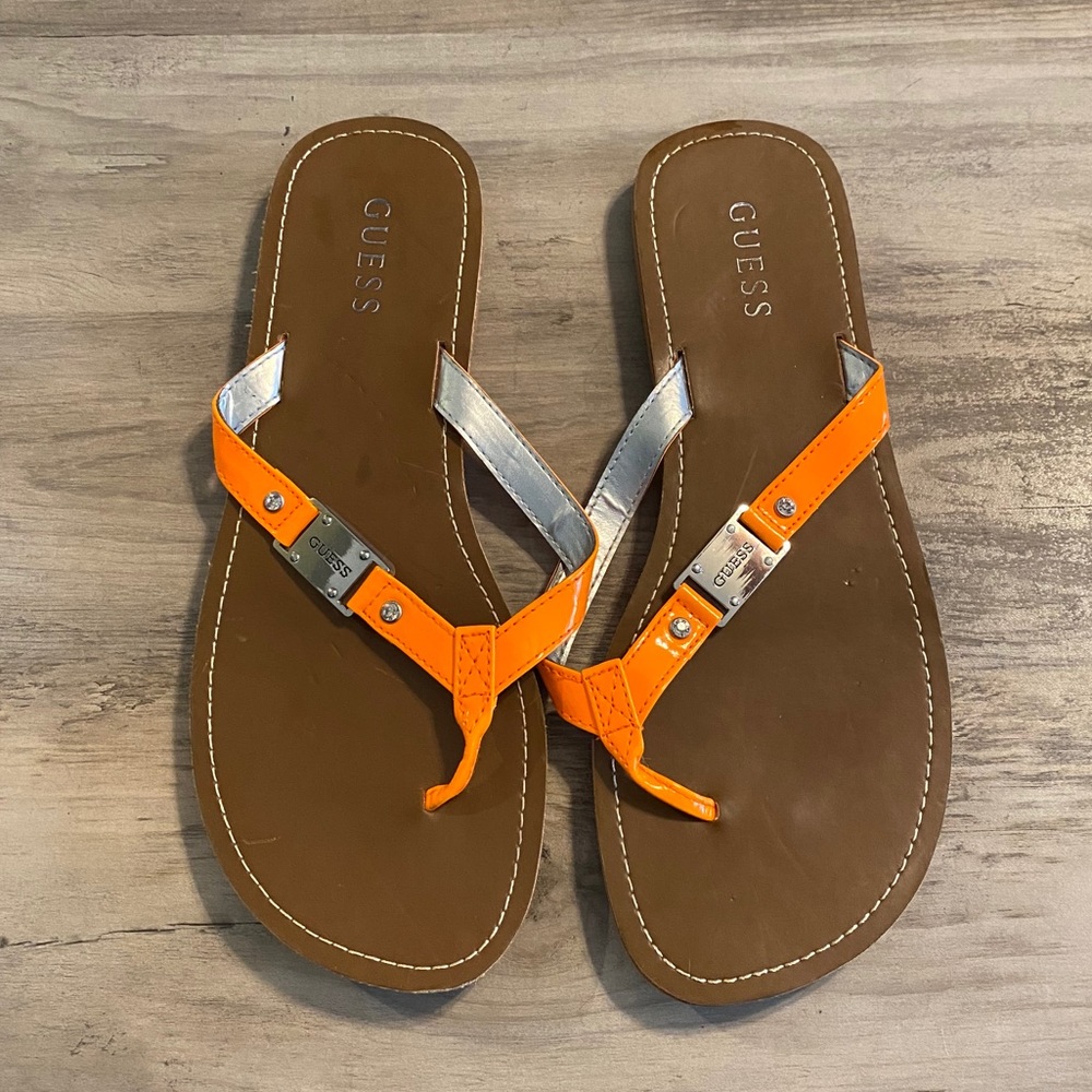 Guess flip flops